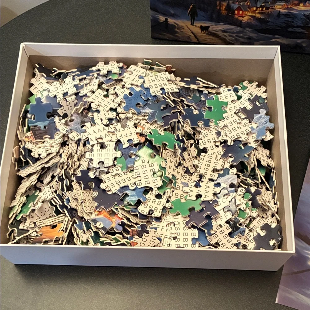 Snowscape Aurora Borealis Scenic Jigsaw Puzzle;  1000 pc;  Northern Lights - Picture 7 of 9